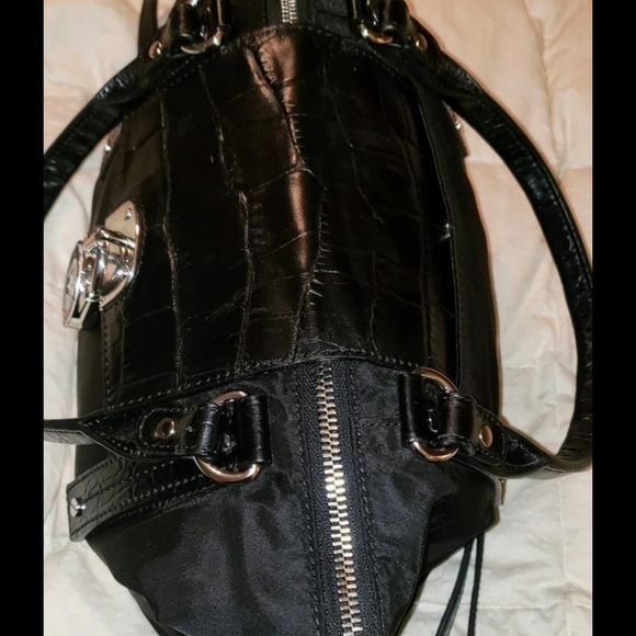 👜 Michael Kors Purse Black Hamilton Croc Embossed Silver Logo Lock Chain 👜 - Picture 7 of 12